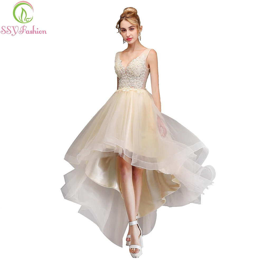 Вечернее платье с v образным вырезом и открытой спиной кружево цвета шампанского