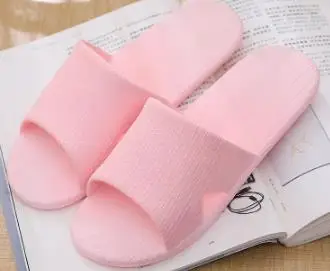 Pink Новинка года; мужские летние домашние тапочки из пластика для ванной; сандалии и тапочки; женская Нескользящая домашняя обувь для ванной - Цвет: Pink