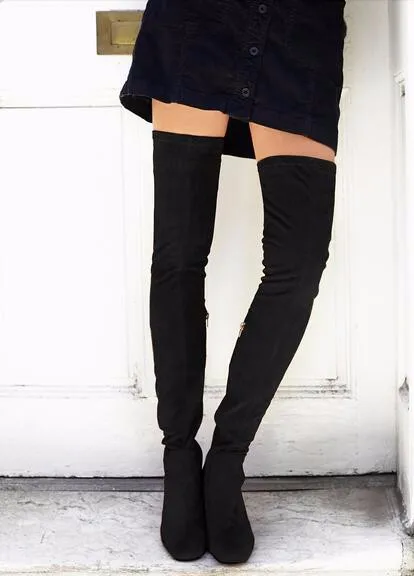 Привлекательные эластичные сапоги из флока на высоком каблуке красивые Сапоги