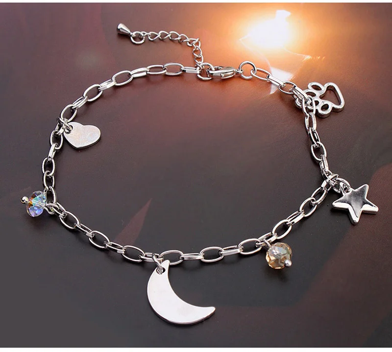 Новинка 2015 года. Браслет в стиле бохо с бабочками. кристаллами Swarovski. одной