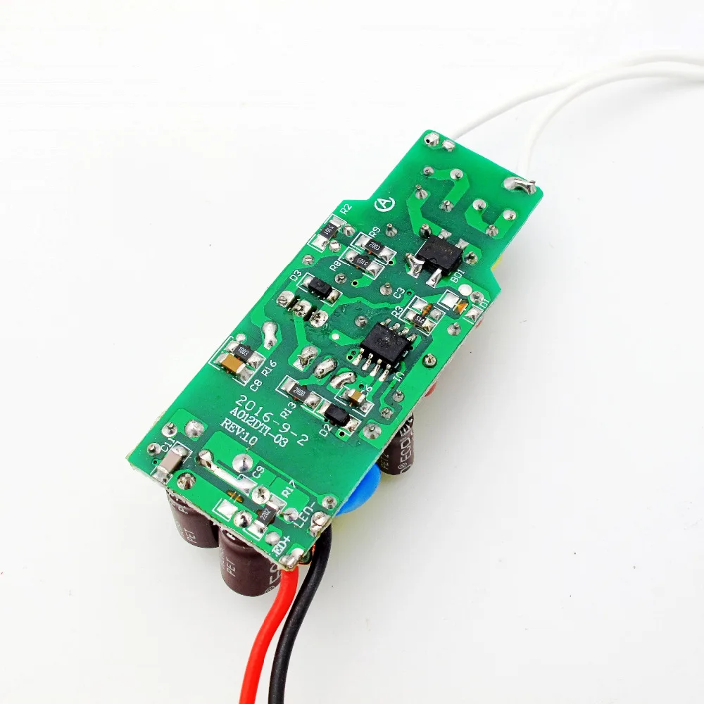 Jiaderui CE сертифицированный Triac Dimmable изолированный светодиодный драйвер 300mA 9 W 10 W 11 W 12 W адаптер питания AC 110 V 220 V для затемнения светодиодный свет