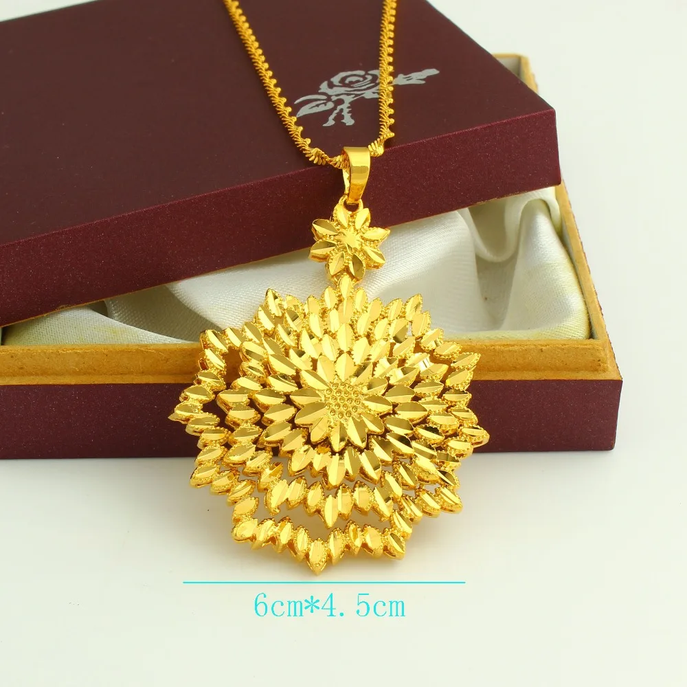 

The New Fashion Flower Pendant 24K Gold color Pendant Necklace Jewelry Gifts