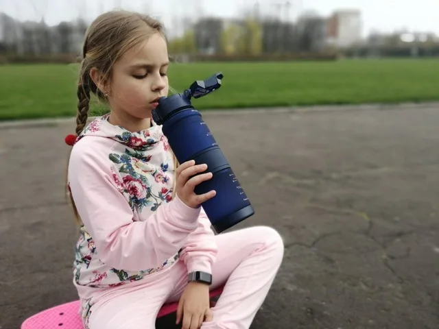 ZORRI бутылка для воды протеиновый спортивный шейкер фруктовый заварник бутылка для воды синяя Тыква Пешие прогулки Велоспорт тренажерный зал Botella De Agua