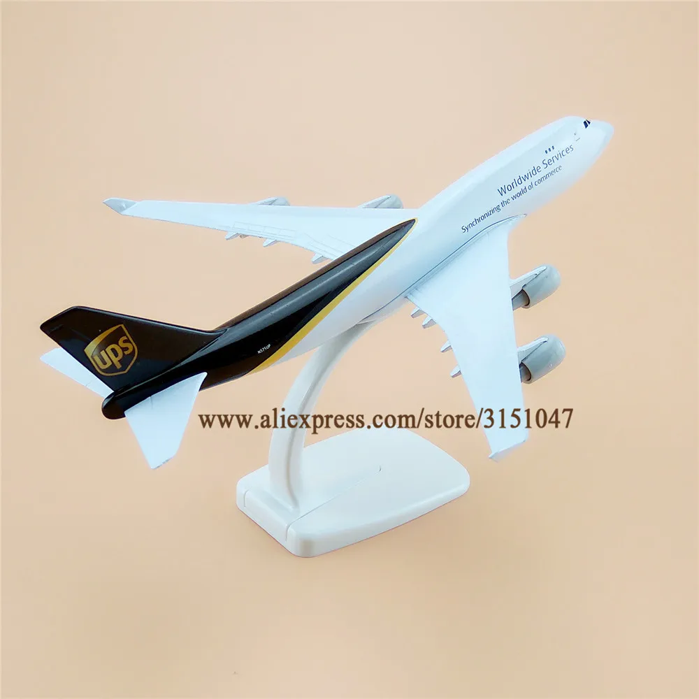 20 см Air услуги по всему миру UPS B747 Boeing 747 Airlines Самолет Модель самолета сплав металла