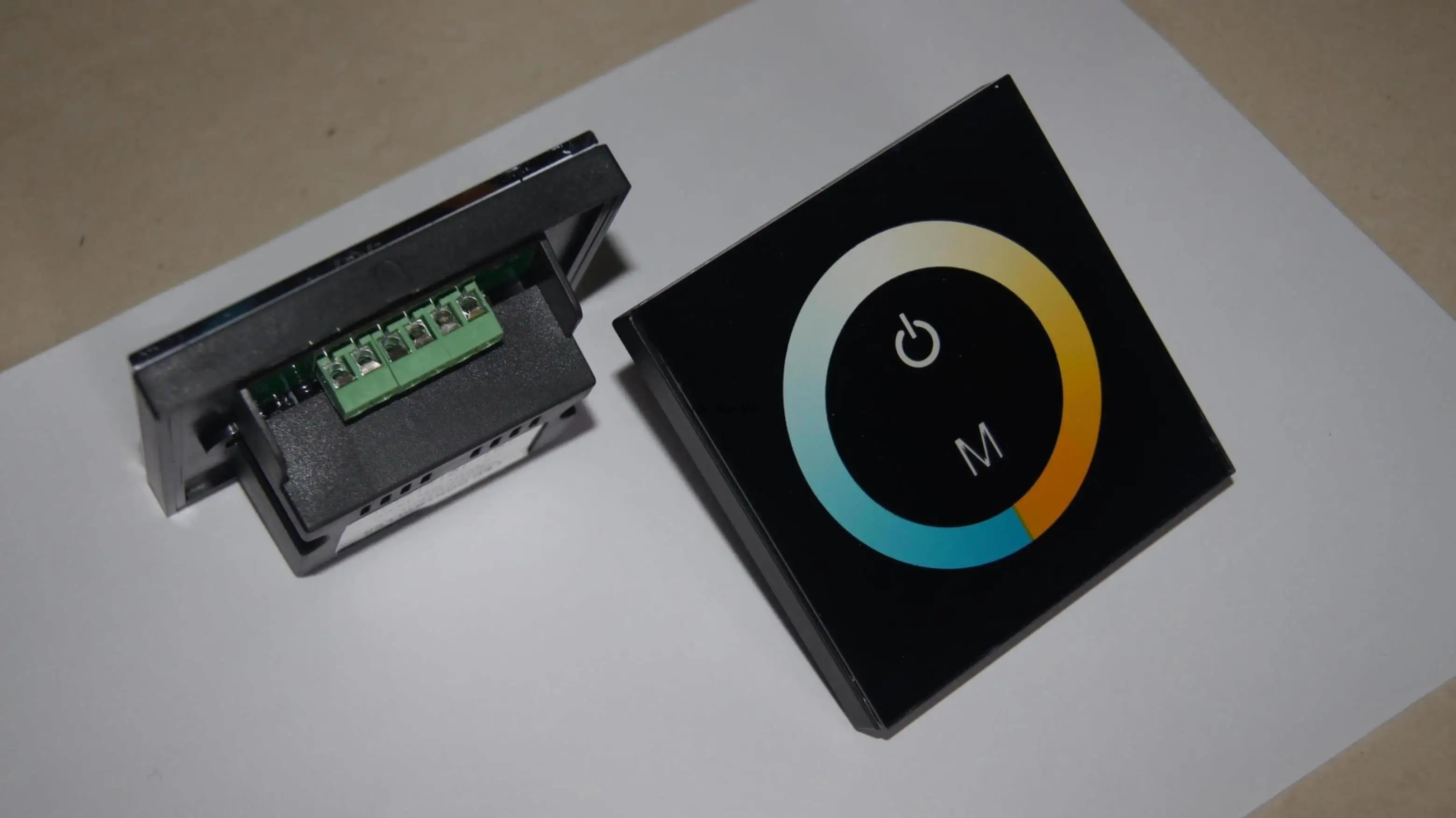 Светодиодный регулятор яркости контроллер с сенсорной панелью и цветовой