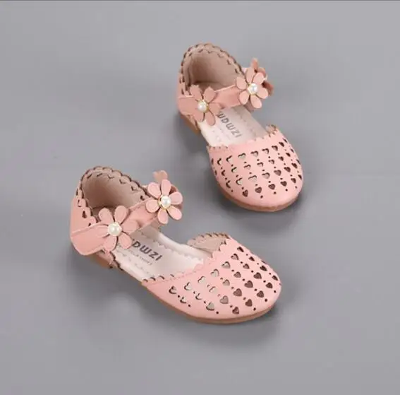 Летние корейские сандалии для девочек 2018 маленькие туфли с вырезами