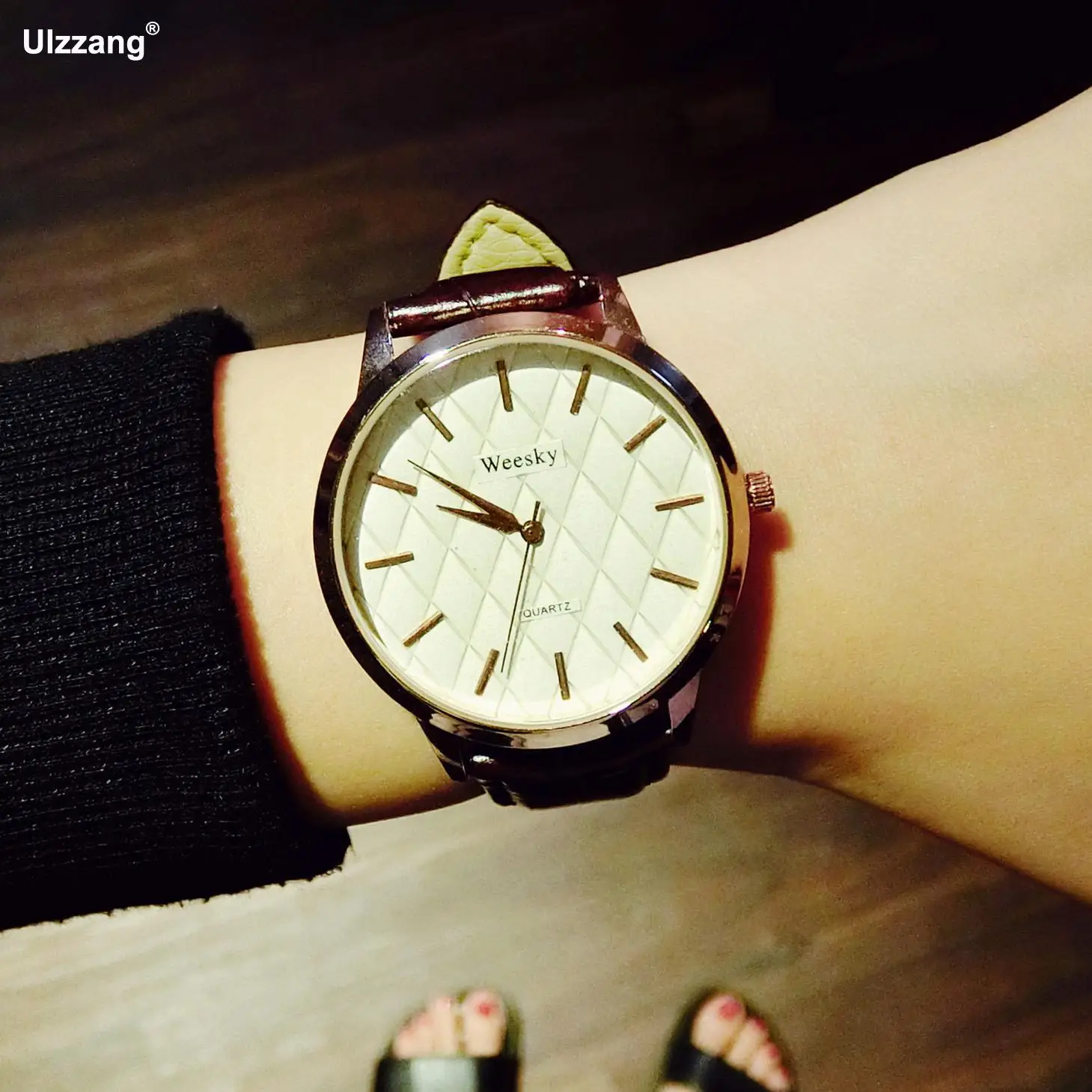 2018 новые классические черные коричневые белые кожаные кварцевые наручные часы