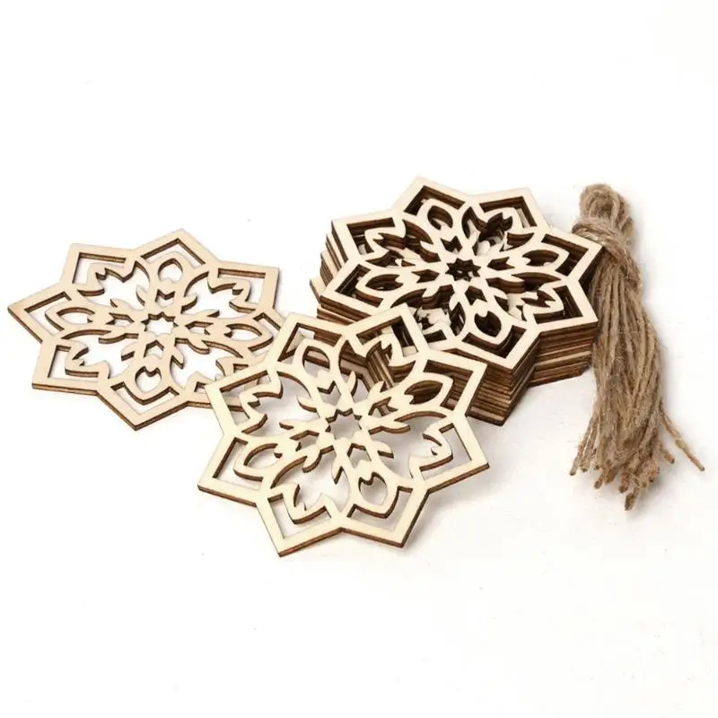 8.2 X 8.2 X 2.6 cm 10 шт DIY Деревянные рождественские подвесные предметы интерьера Резной орнамент ремесла деятельности подарки с веревками - Цвет: 8.2 X 8.2 X 2.6 cm