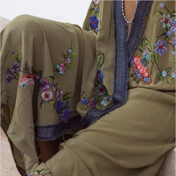 

Vestidos boho hippie chic Vintage floral embroidery cardigan beach trip 2019 kimono pareo Long sleeve cape cover maxi dress