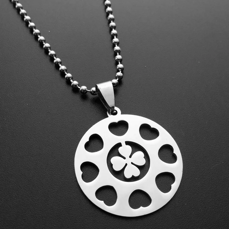 Ожерелье из нержавеющей стали с изображением четырехлистного клевера и сердца