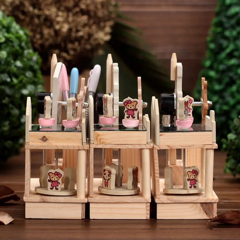 С зеркалом вращением вращения медведя яхты Музыкальная Коробка студенческий