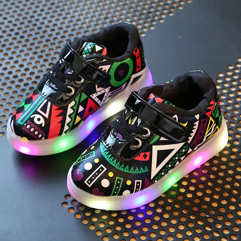 Детская светодиодная обувь 2017 Весна светящиеся кроссовки с принтом детская