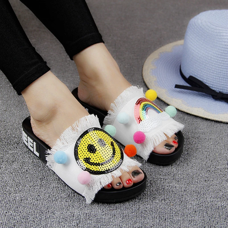 Ярких цветов и меховыми шариками летние сандалии женская обувь Брендовая одежда