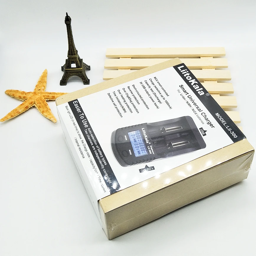 

Liitokala lii-300 LCD 18650/26650/18350/16340/AA/AAA 3.7V/1.2V Battery Charger with screen 5V 1A lii300