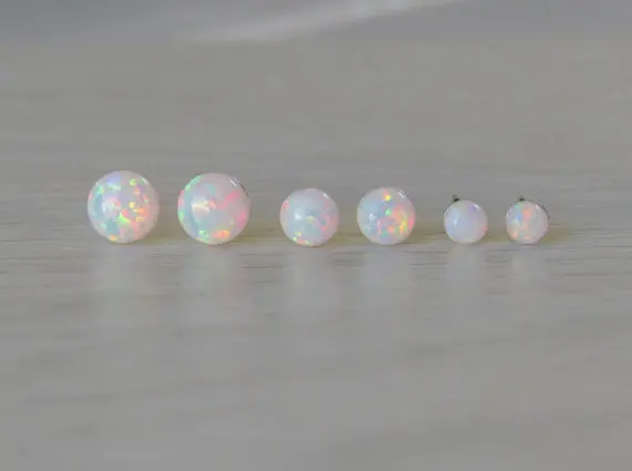 Новое поступление 3 размера серьги гвоздики из австралийского синтетического