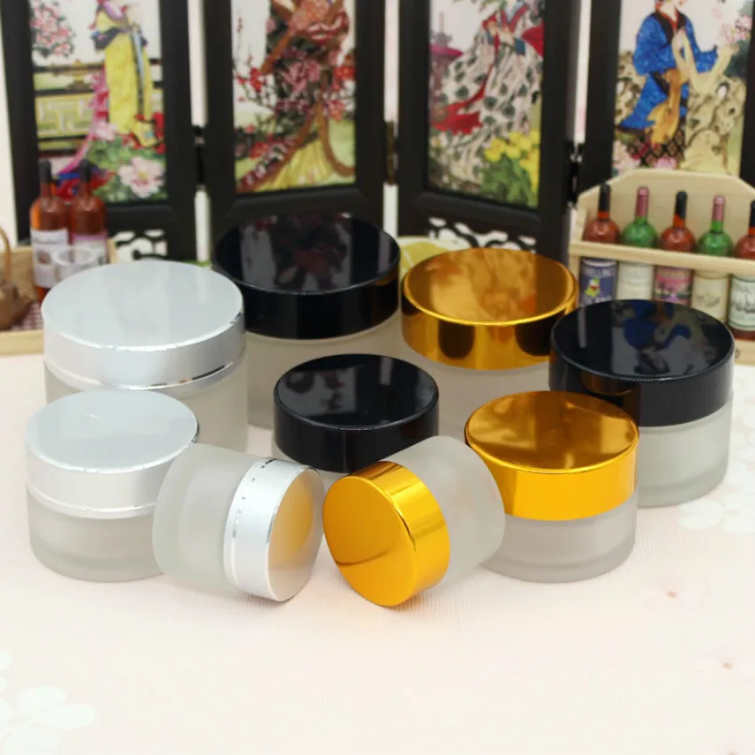 Косметическая банка из матового стекла 20 шт. золотая серебристая черная крышка