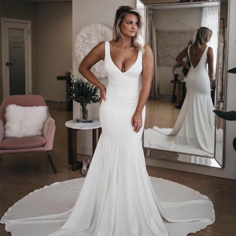 

Sexy Deep V Neck Mermaid Wedding Dresses 2019 Beach Bride Dress Open Back White Ivory Wedding Gown