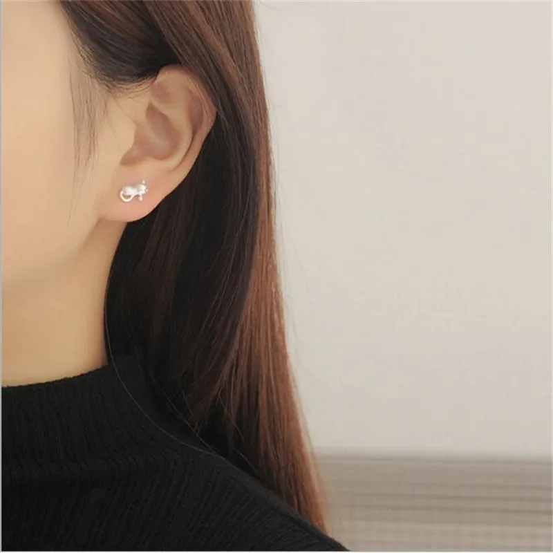 

Fashion 925 Sterling Silver Earring Cute Tiny Symmetry Cat Stud Earrings Gift For School Girls Daughter's Gift Brincos ES274