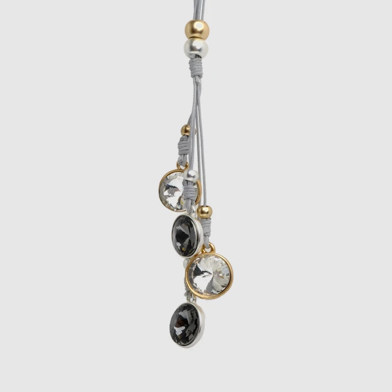 

Amotita boutique Round pearl pendan necklace