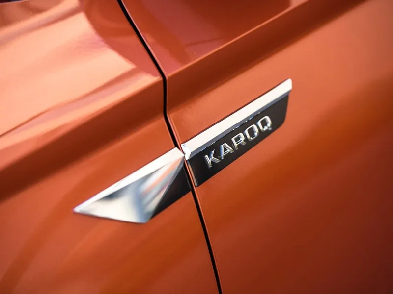 

Car Original Side Wing Fender Door Emblem Badge Sticker Trim Car Styling 4Pcs/Set For Skoda Karoq 2017 2018