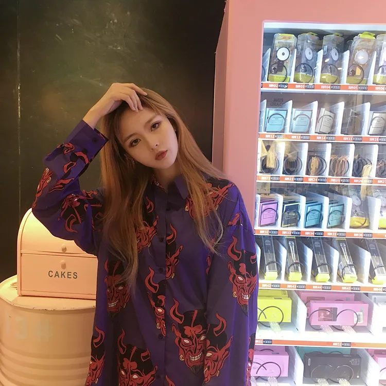 Harajuku модные дьявол Dead мультфильм печати Для женщин рубашки уличная средней длины свободные студент Рубашки нагрудные персонализированные рубашки