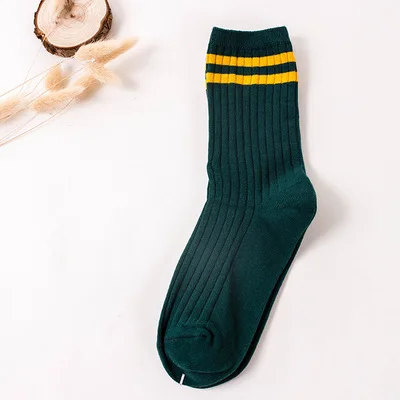 green COCOTEKK, модные однотонные вязаные женские носки для девочек и женщин, цветные хлопковые носки для девочек средней школы, Лидер продаж, подарок - Цвет: green