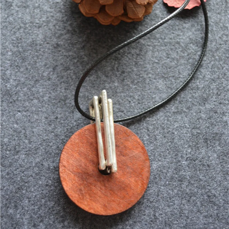 Korean Vintage Girl Necklace Ornament Wooden Round Pendant Sweater for Women Simple Literary Jewelry Accessories | Украшения и