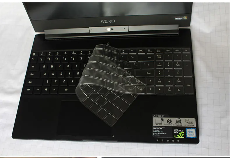 Прозрачный чехол клавиатура из ТПУ для ноутбука GIGABYTE Aero 15 15X 6"|Чехлы клавиатуры|