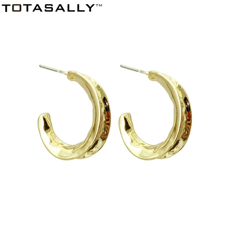

TOTASALLY Fashion Metal C Earrings for Woman Vintage Designer Shinning Gold/Silver Color Open Hoop Earrings DropShipping Jewelry