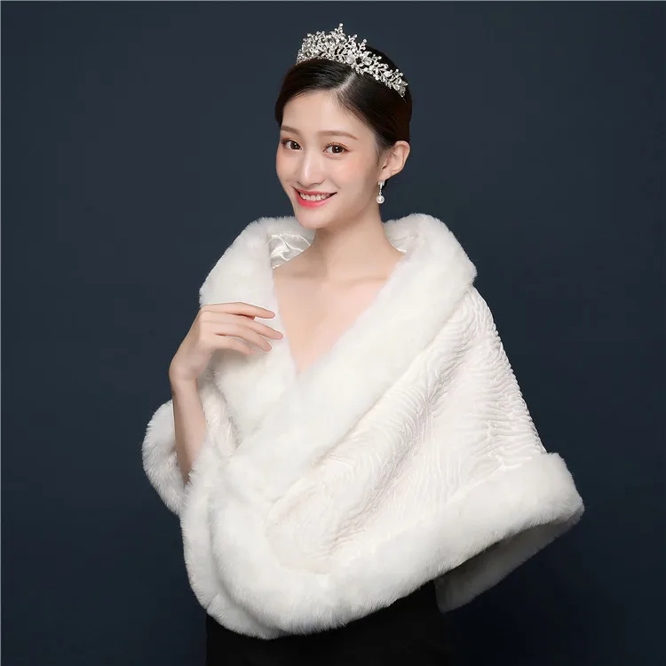 JaneVini Simple Cheap Winter Ivory Faux Fur Bridal Wraps Women Warm Shawls Jackets Brides Wedding Accessories Capa Blanca Novia | Свадьбы и