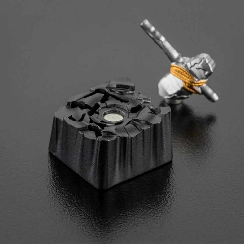 Прозрачная металлическая клавиатура с отсеиваемыми магнитными камнями и