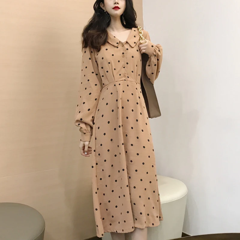 Платье-миди шифоновое в горошек с отложным воротником и длинным рукавом | Женская