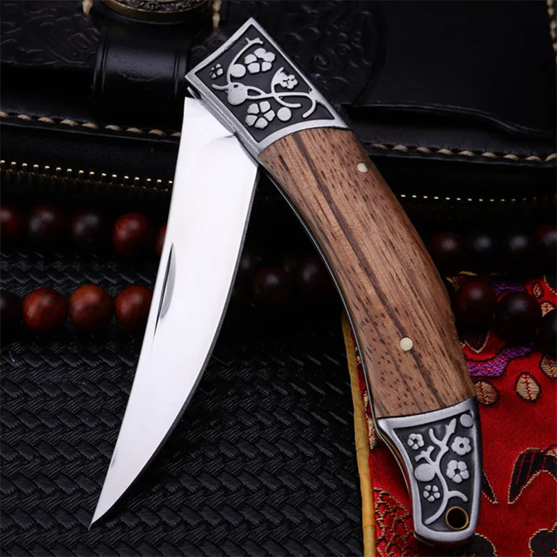2021 New Free Shipping Outdoor Wood Handle Tactical Folding Knife High Hardness Wilderness Camping Survival Hunting Knives Tools |