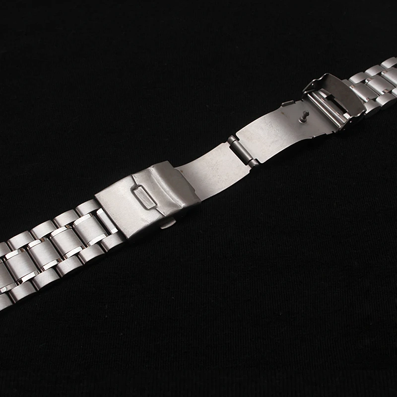 

Stainless Steel Watch Band 18mm 20mm 22mm 24mm Strap Wristband Curved End Watch Strap Double Lock Buckle Replacement Wrist Belt