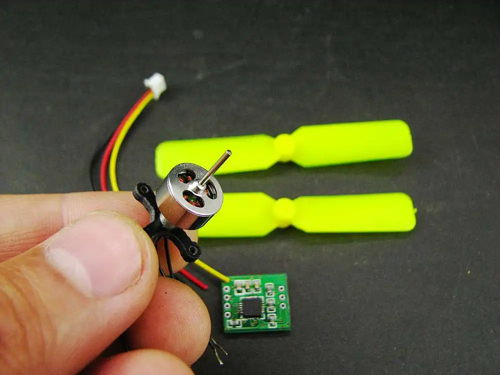 Миниатюрный бесщеточный микро-двигатель | Игрушки и хобби