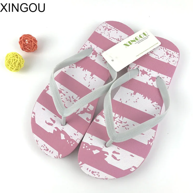 Новый светильник летние сандали для женщин из ПВХ в строгом стиле шлепанцы