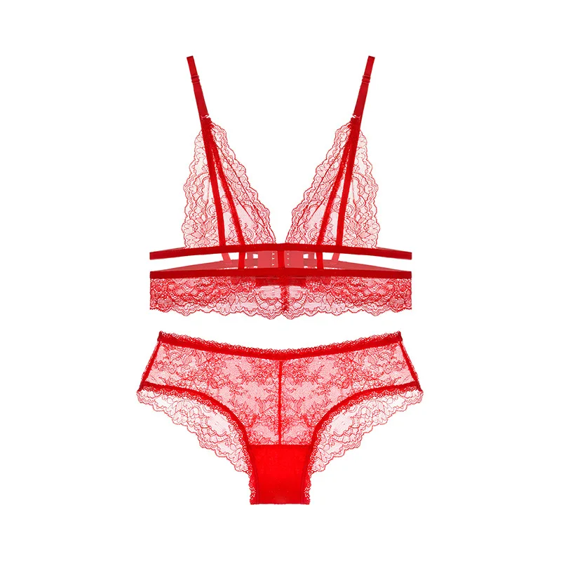 Комплект женского нижнего белья кружевной соблазнительный бюстгальтер с тремя