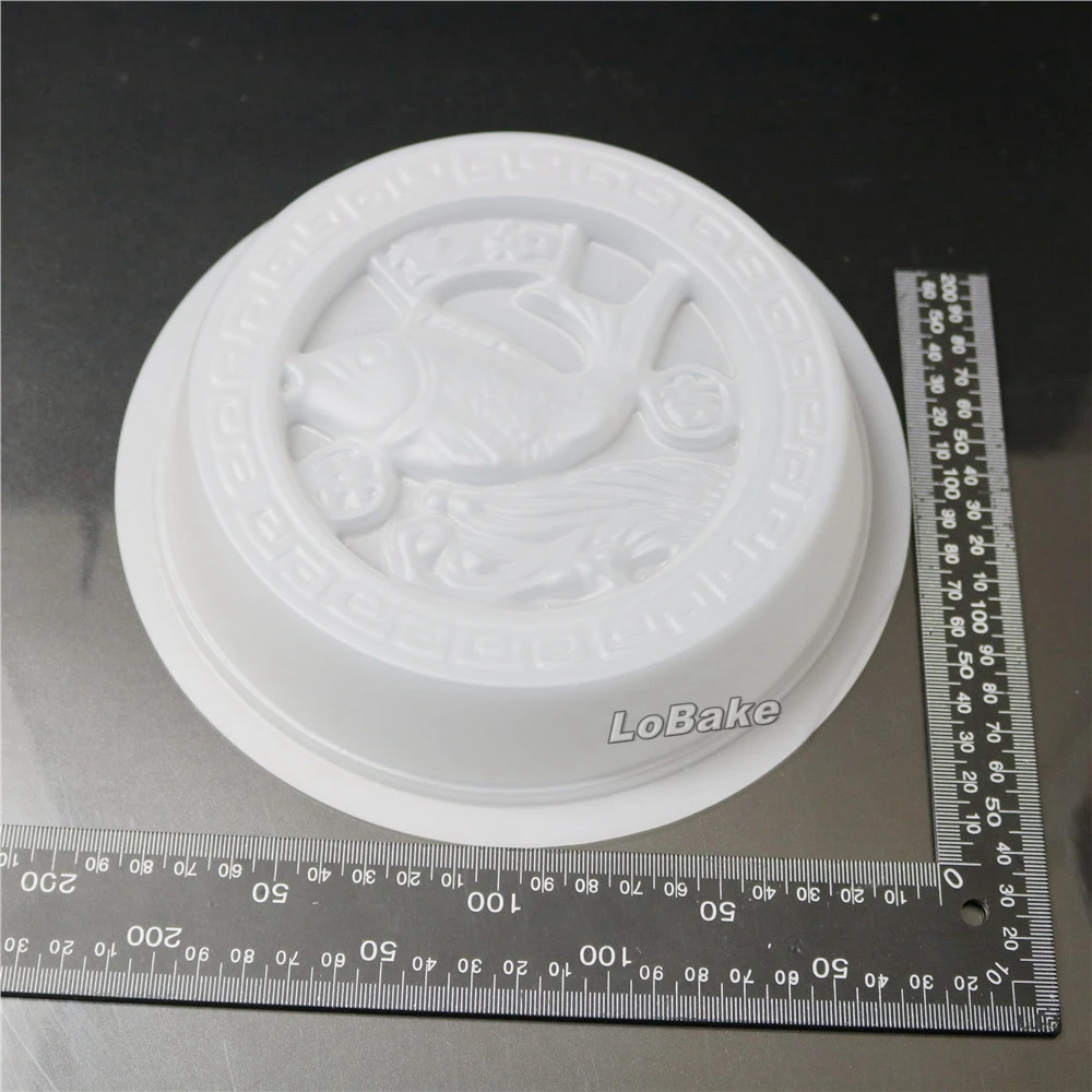 Большая форма чаши с рыбой и надписью JI XIANG RU YI shape PP пластиковая полупрозрачная