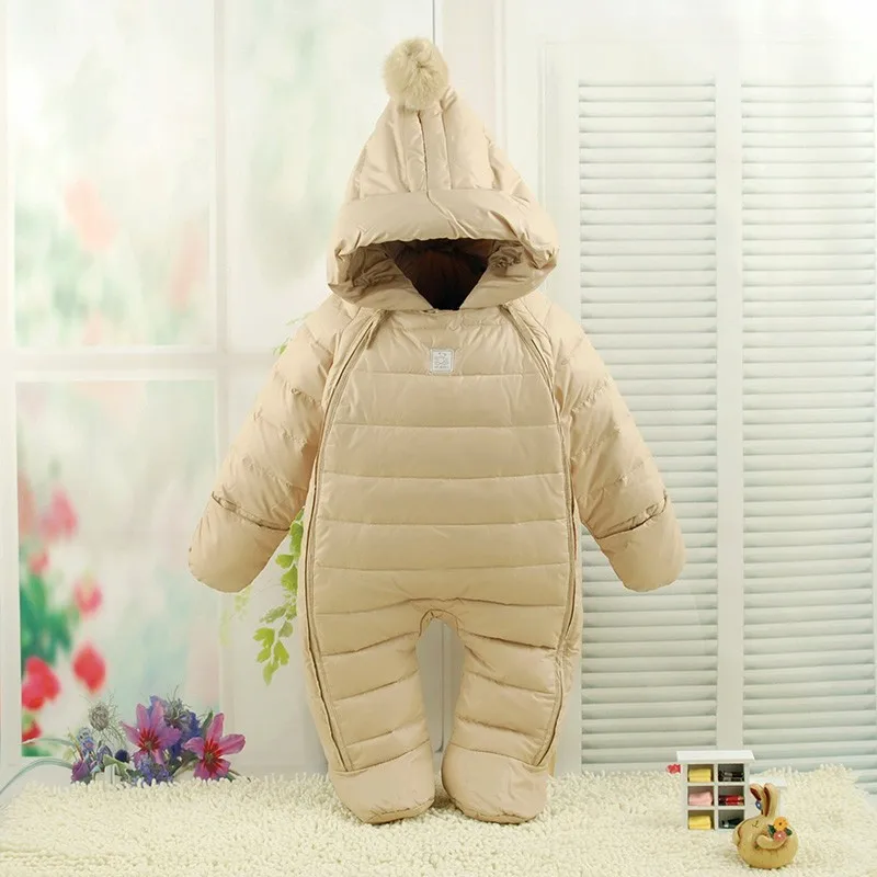Детский комбинезон на утином пуху для новорожденных теплый зимний с капюшоном