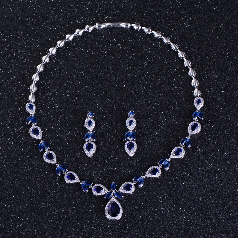 Комплект из колье и серёг с австрийскими кристаллами | Украшения аксессуары