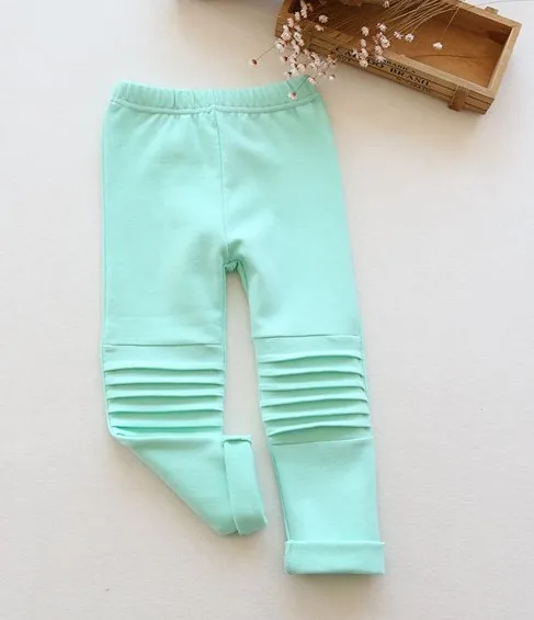 Весна 2020 новые плиссированные Стрейчевые леггинсы до колена для девочек тонкая