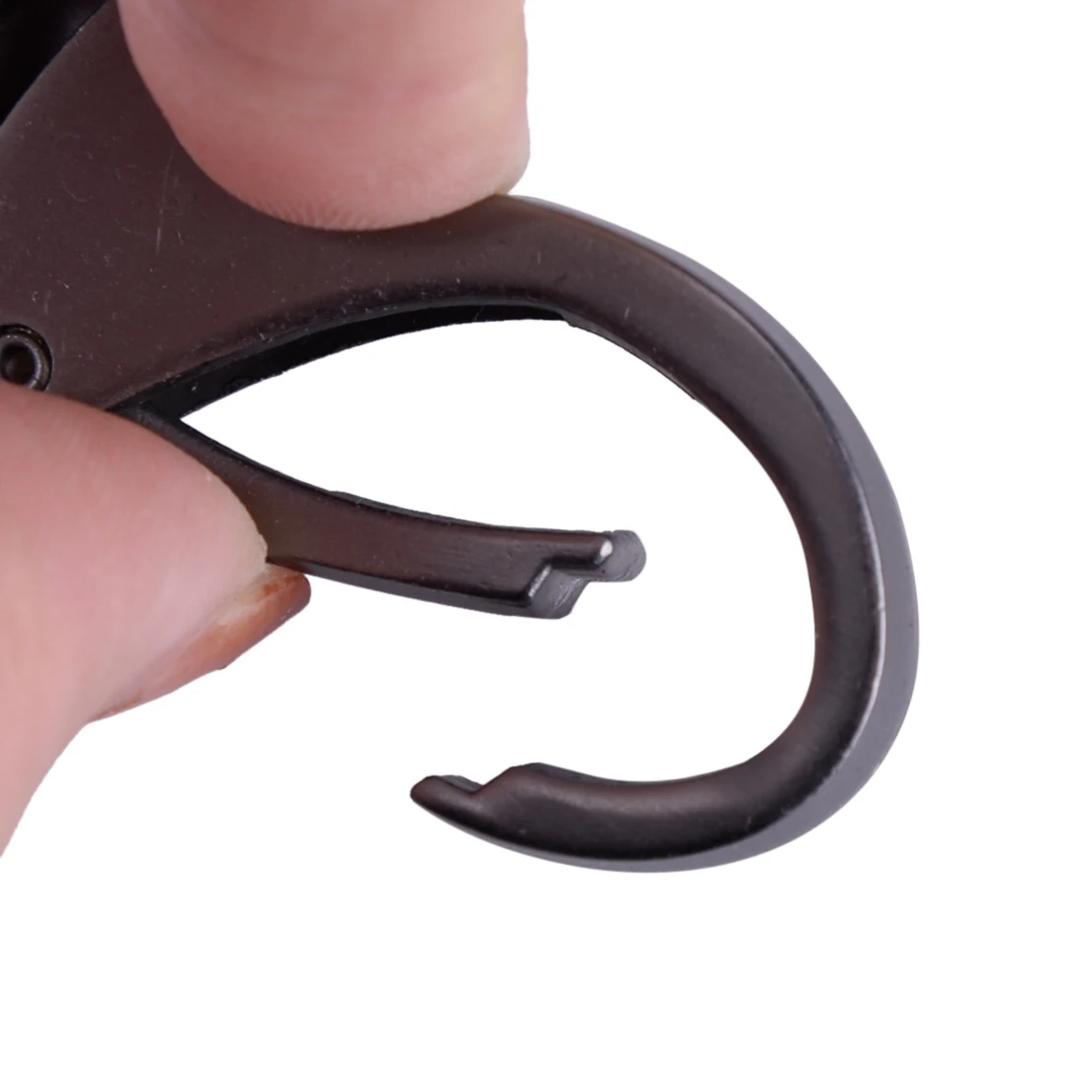 

DWCX 7.7x4x1.8cm Carbon Fiber Style Shell Silicone Plastic Cover Key Holder Fob Case Car Key Accessories Fit For Nissan 5 Button