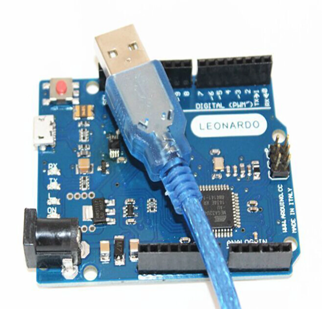 Leonardo with wire Leonardo R3 микроконтроллер Atmega32u4 макетная плата с usb-кабелем совместима с Arduino DIY стартовый комплект - Цвет: Leonardo with wire