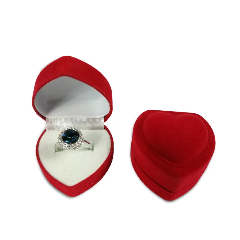 

2017 New Romantic Jewelry Display Box Red Velvet Valentines Day Birthday engagement Heart Shape Ring Gift Boxes 200pcs