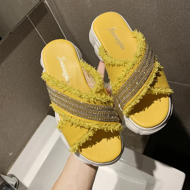 2019 Модные женские шлёпанцы для женщин со стразами летние туфли на плоской