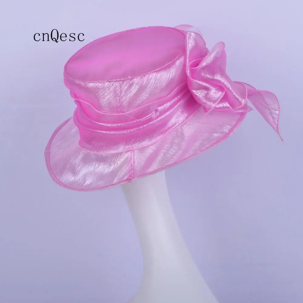 Розовая шляпа из органзы с маленькими полями для церкви Кентукки Дерби свадьбы