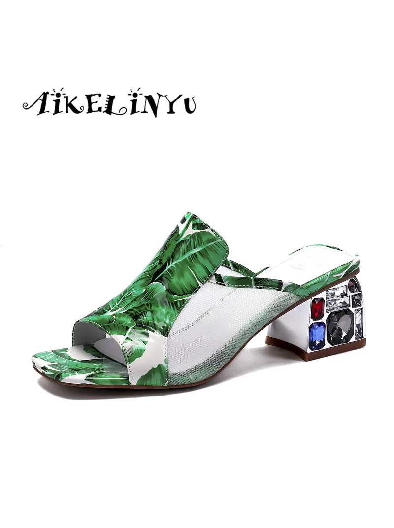 Aikelinyu/женские брендовые шлепанцы; модная обувь с цветочным узором; обувь на низком каблуке; Лоферы без застежки; Изящные женские туфли на каблуке с кристаллами