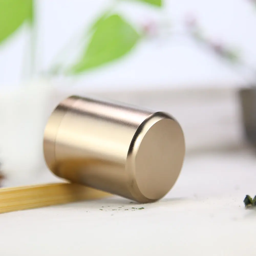 Золотая мини-винтовая крышка герметичный контейнер для чая и порошка маття 70 мл |