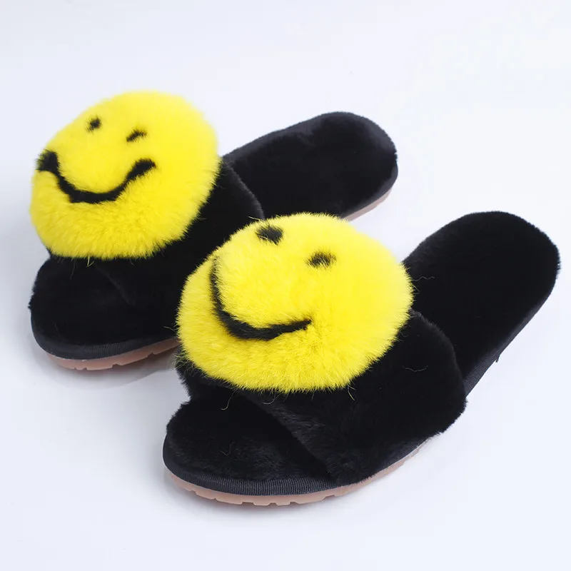 Женские тапочки коллекция 2018 года зимняя теплая удобная обувь из флока на