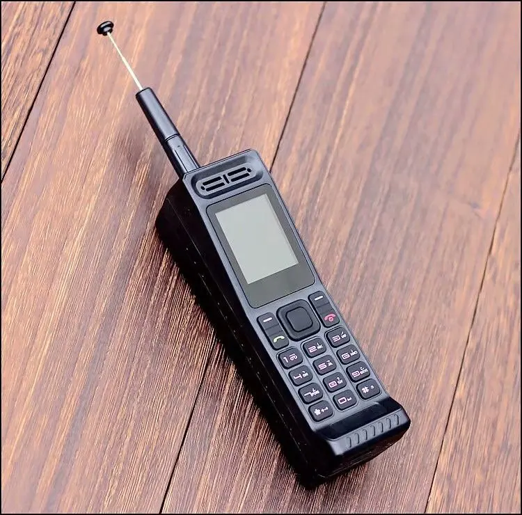 Кнопка Telepone W2 Классическая Ретро стиль GSM антенна сотового телефона хороший сигнал банк питания четыре SIM Extroverted Bluetooth, GPRS